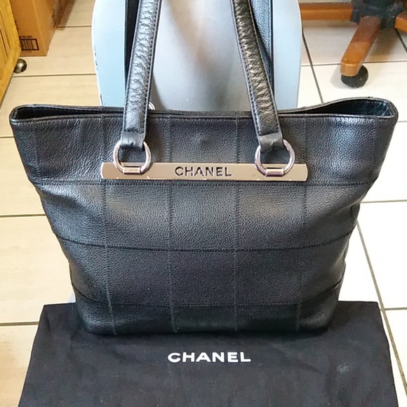 Authentic Chanel Tote Shoulder Bag Caviar skin - Picture 2 of 8